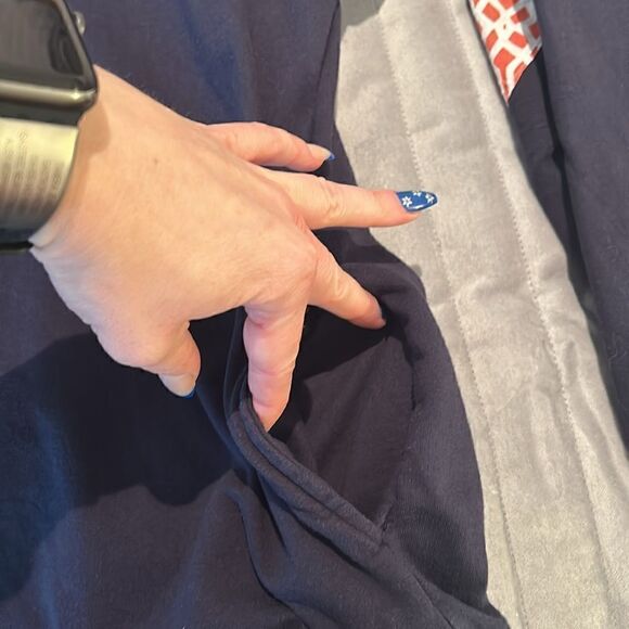 (3/$15) Simply Southern pullover size medium - Picture 11 of 11